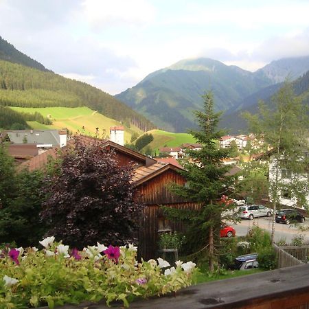 Haus Amann Lägenhet Berwang Exteriör bild